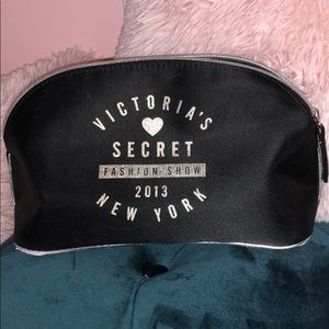 Victoria’s Secret fashion show makeup bag/pouch